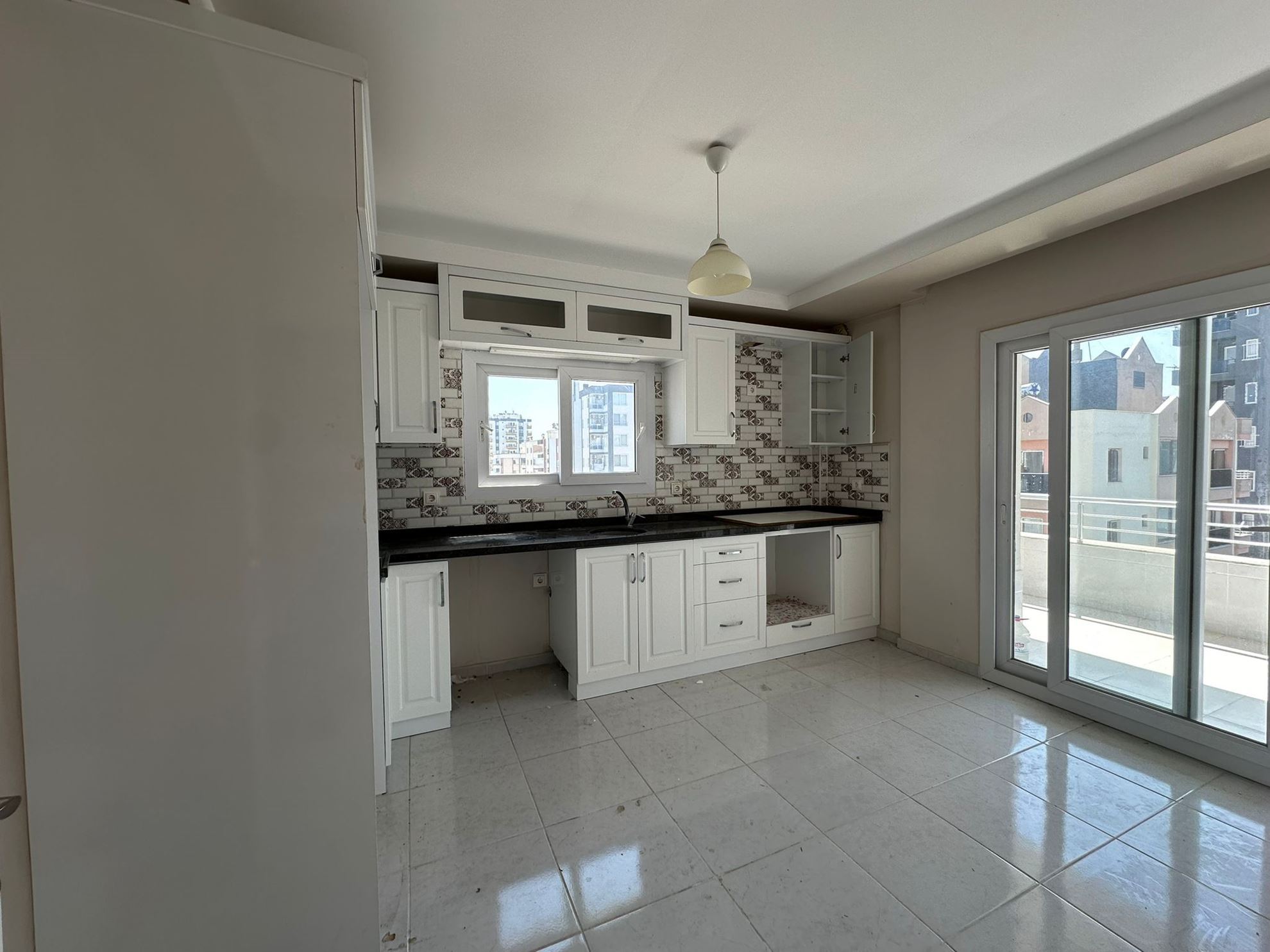 SATILIK DAİRE BAĞIMSIZ MUTFAK TAPU CADDESİ ERDEMLİ MERSİN  resmi